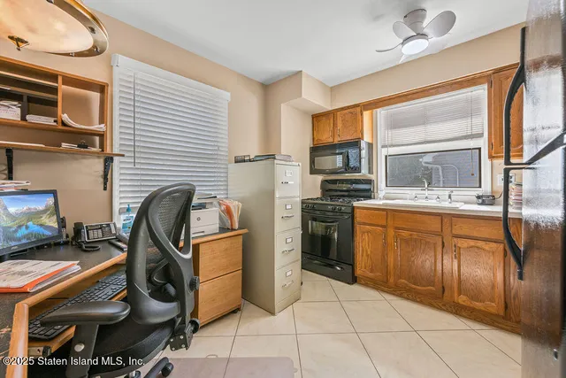 $1,280,000 | 174 Tallman Street | Annadale