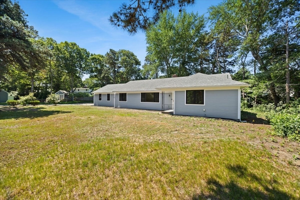 33 Runestone Road Yarmouth, MA 02664 - Photo 32 of 41