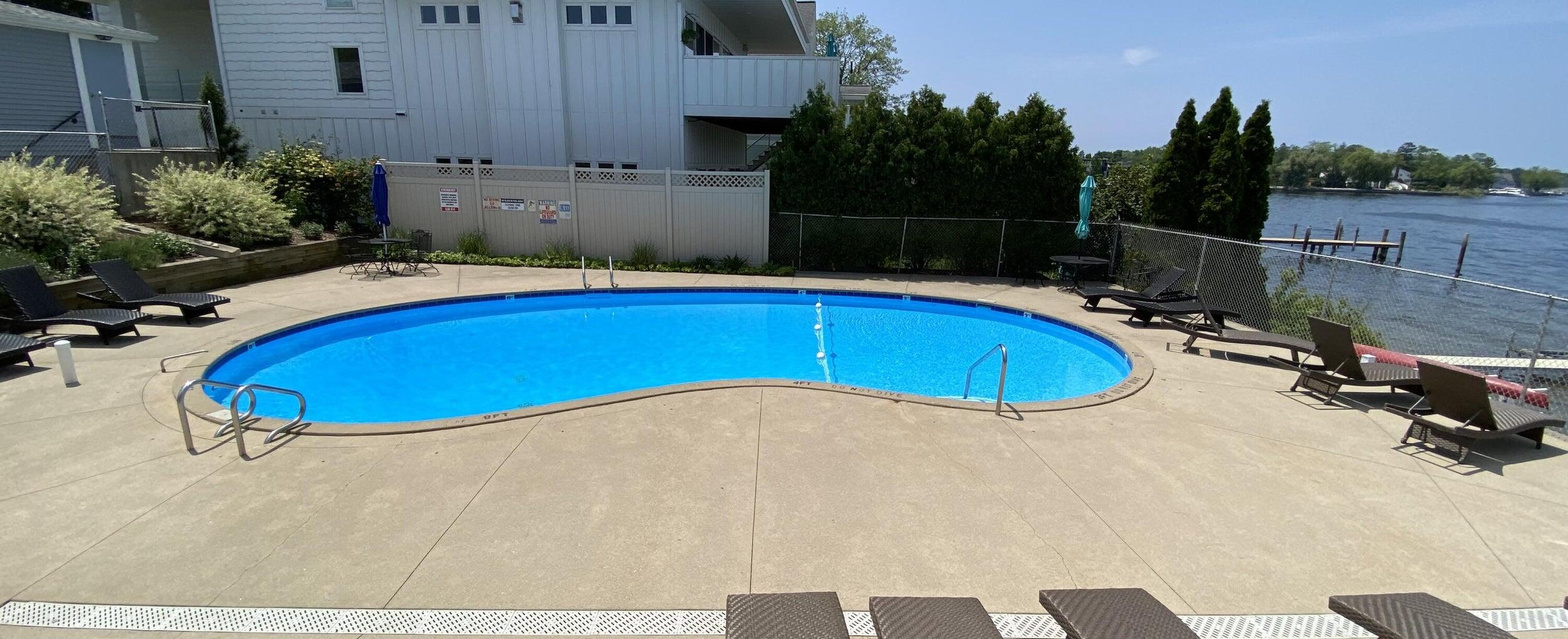 400 Lakeview Street, Unit 25D Spring Lake, MI 49456 - Photo 58 of 73 400 Lakeview Court CLUBHOUSE