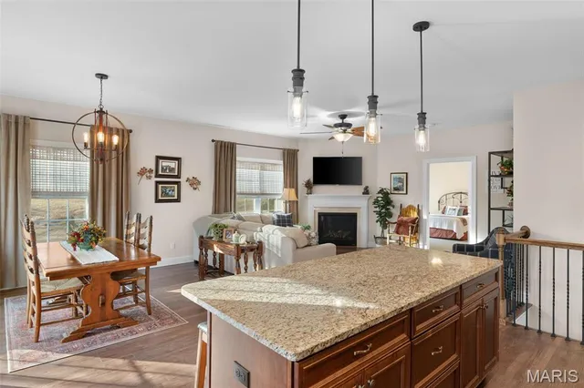 $375,000 | 912 Hanover Way, Washington, MO 63090