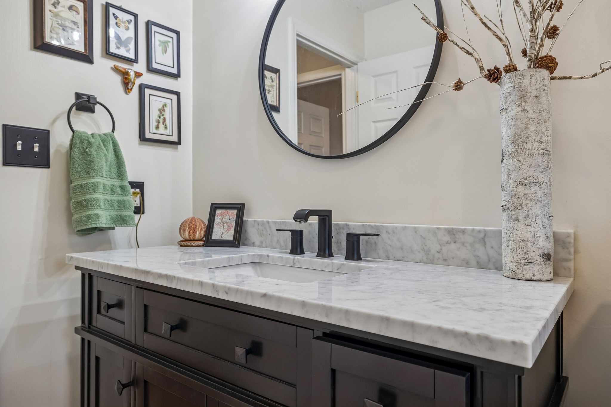 1060 Satterwhite Road Ashland City, TN 37015 - Photo 27 of 38 a bathroom with a granite countertop sink and a mirror