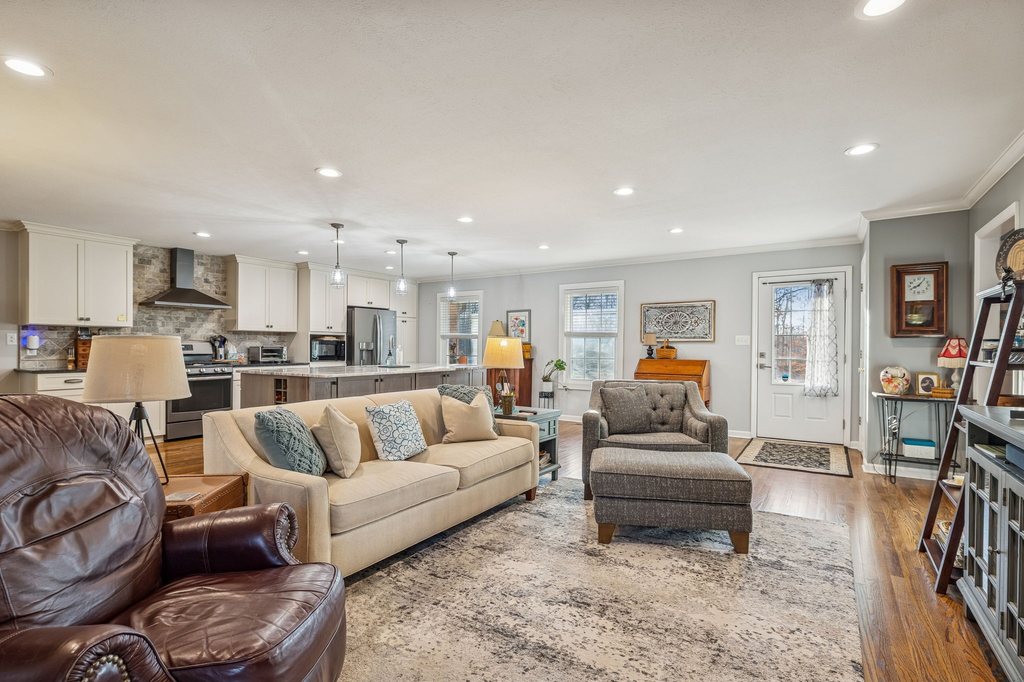 1060 Satterwhite Road Ashland City, TN 37015 - Photo 6 of 38 a living room with furniture and a view of kitchen