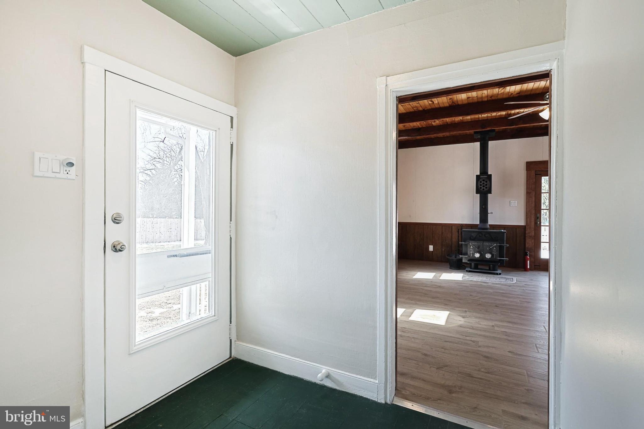 119 High Street Manchester, PA 17345 - Photo 18 of 34 Gallery Image 18