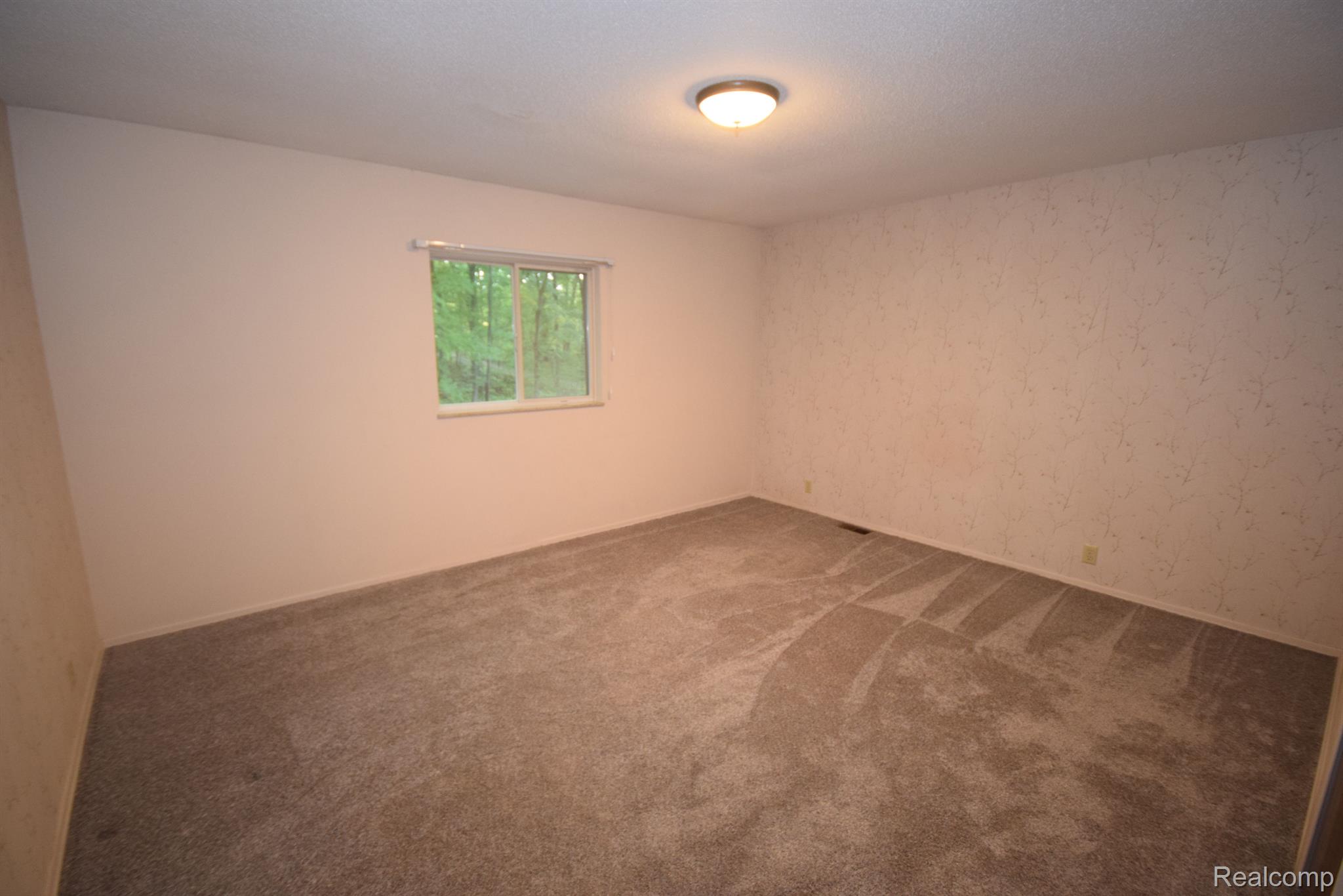 17019 Fish Lake Road Holly, MI 48442 - Photo 10 of 16 Gallery Image 10