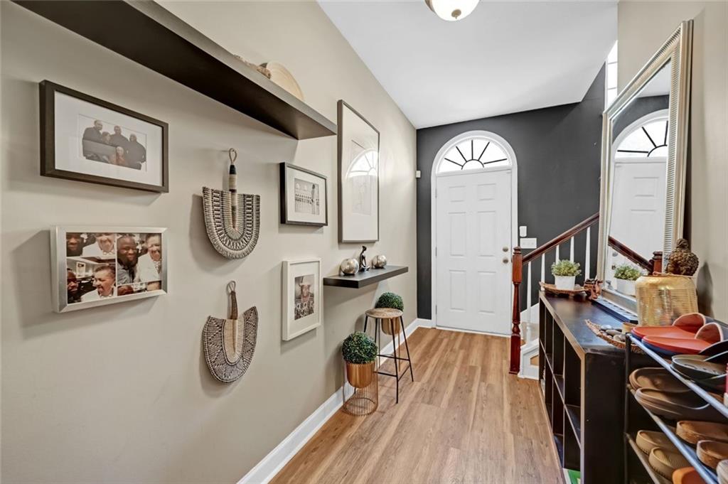 727 Celeste Lane Atlanta, GA 30331 - Photo 5 of 23