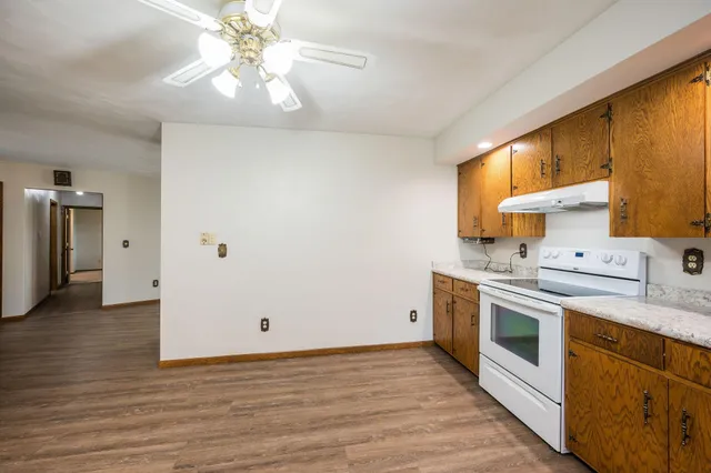 $279,000 | 630 East 13th Street, Blue Earth, MN 56013