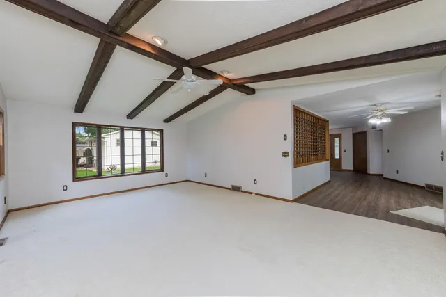 $279,000 | 630 East 13th Street, Blue Earth, MN 56013