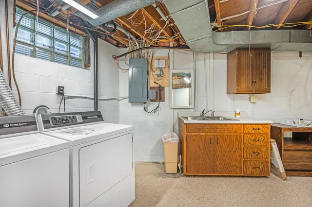 $279,000 | 630 East 13th Street, Blue Earth, MN 56013