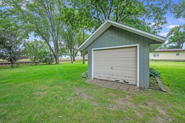 $279,000 | 630 East 13th Street, Blue Earth, MN 56013