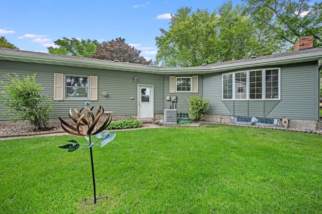 $279,000 | 630 East 13th Street, Blue Earth, MN 56013