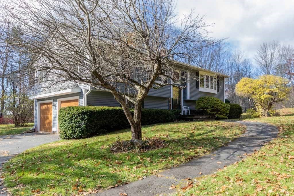 318 Vaughn Road Athol, MA 01331 - Photo 1 of 21