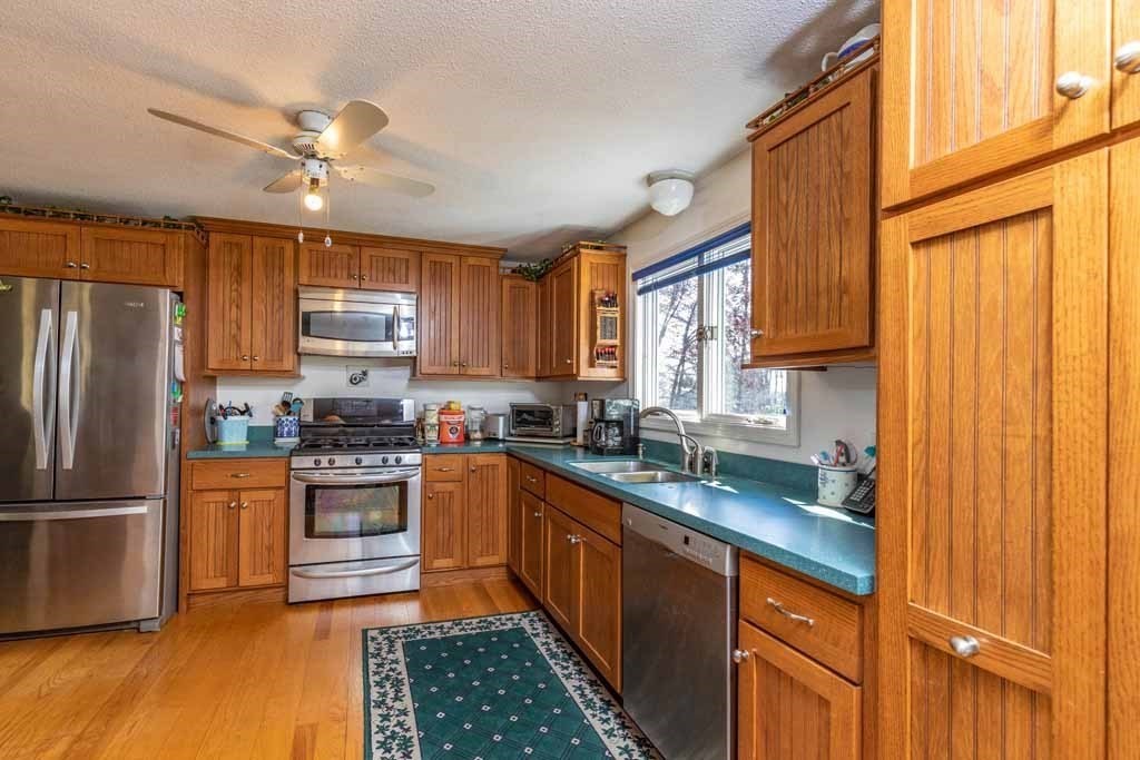 318 Vaughn Road Athol, MA 01331 - Photo 3 of 21