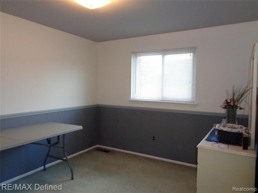 40928 Pickett Ridge Road Sterling Heights, MI 48313 - Photo 17 of 23
