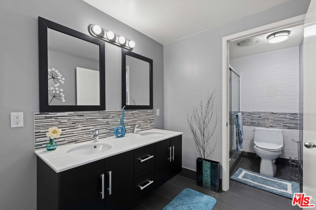 3275 Buckingham Road Glendale, CA 91206 - Photo 26 of 33