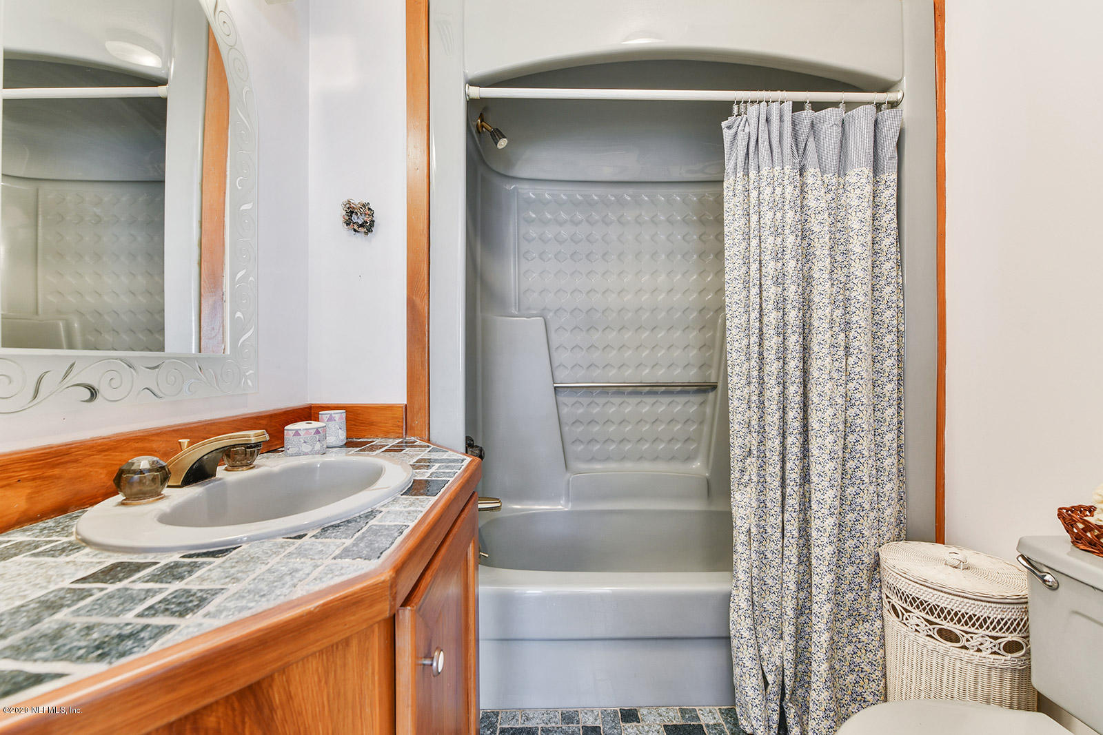 14493 Denton Road Jacksonville, FL 32226 - Photo 27 of 54 Bathroom