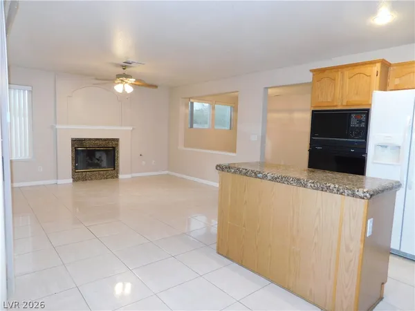 $2,150 | 8033 Hilliard Avenue, Las Vegas, NV 89128