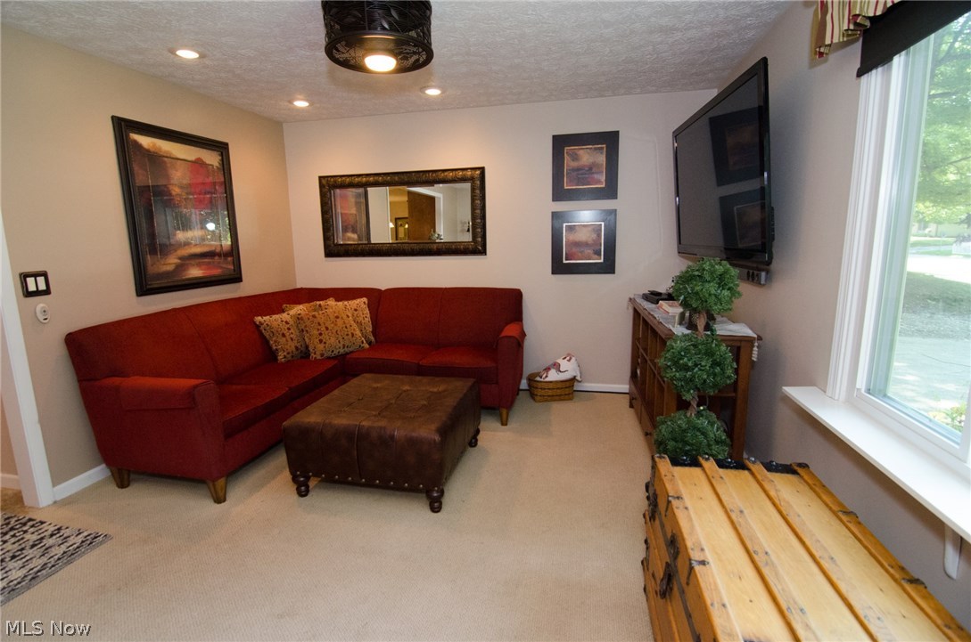 3427 Marian Road Ravenna, OH 44266 - Photo 11 of 35 Gallery Image 11