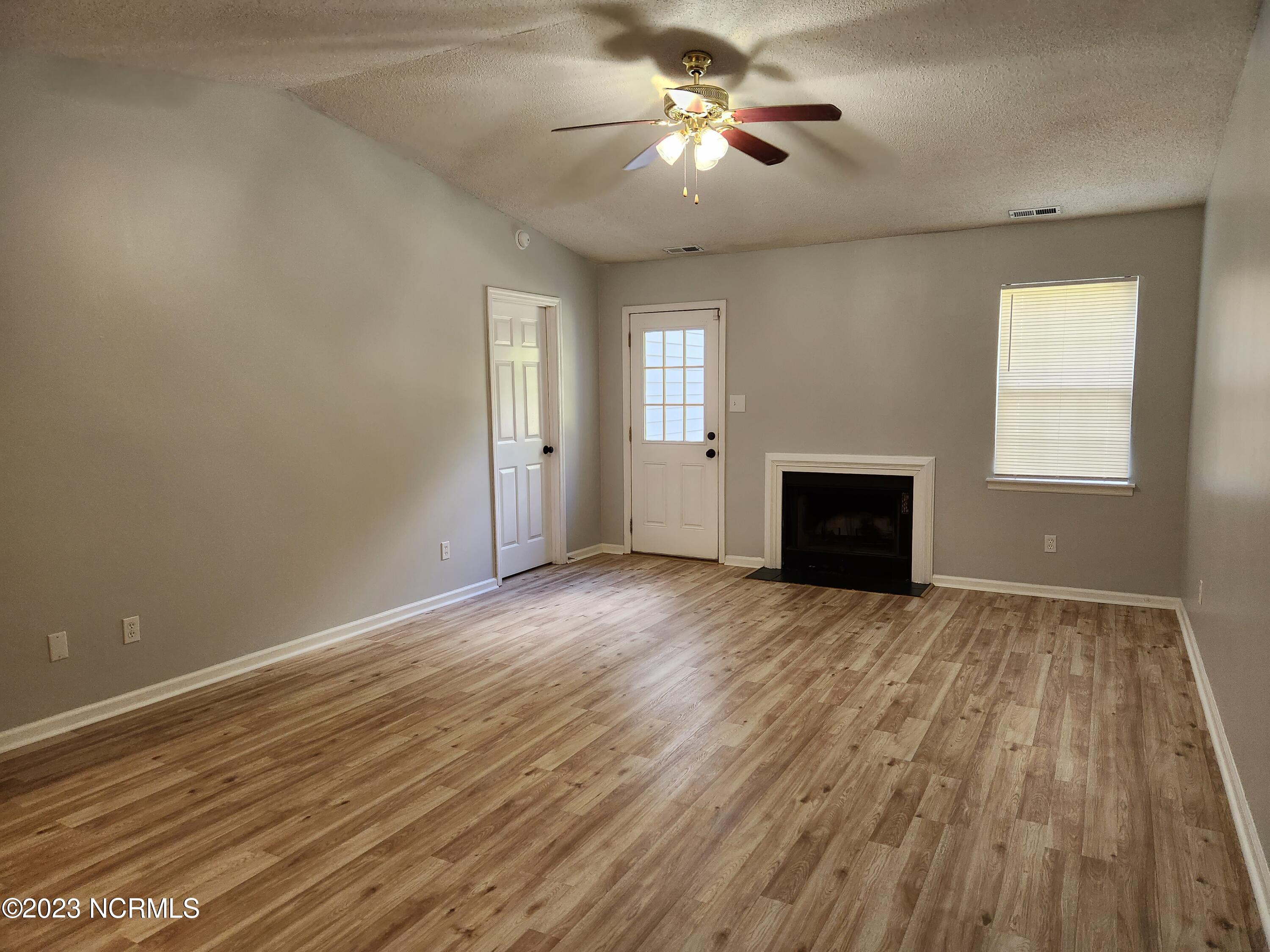 3043 Foxhorn Road Jacksonville, NC 28546 - Photo 3 of 21 20231017_130844