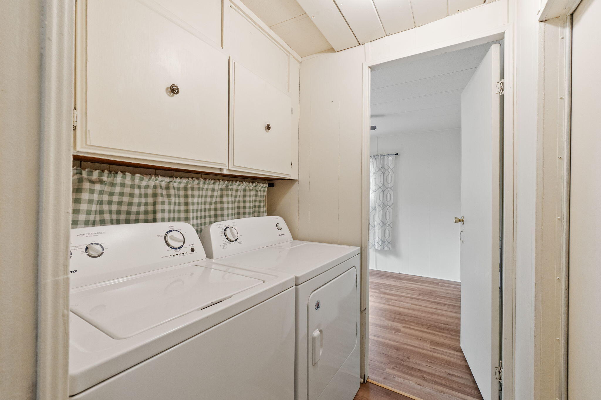 4410 Westside Road, Unit 68 Redding, CA 96001 - Photo 15 of 26 15-web-or-mls-BiggerFlow Real Estate Med