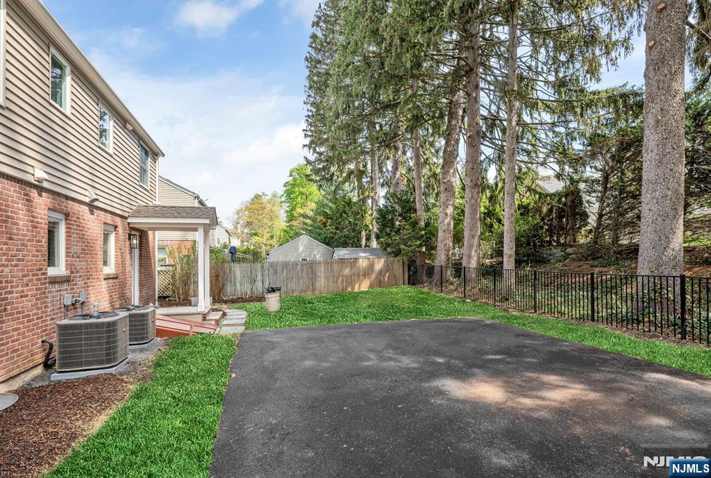 399 Gilbert Street, Unit FIRST Ridgewood, NJ 07450 - Photo 19 of 25