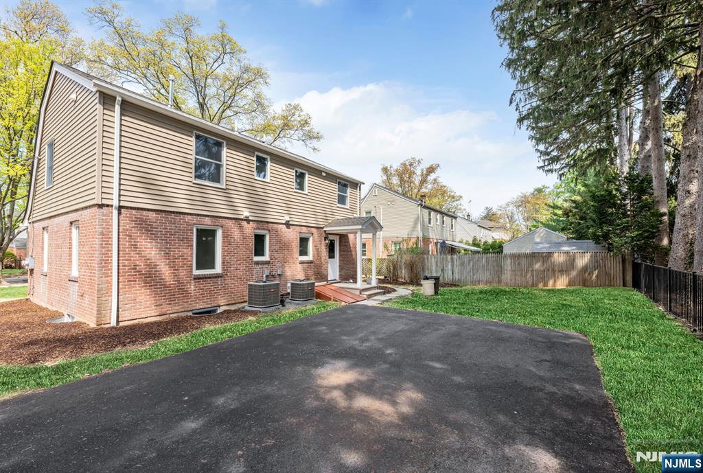 399 Gilbert Street, Unit FIRST Ridgewood, NJ 07450 - Photo 21 of 25