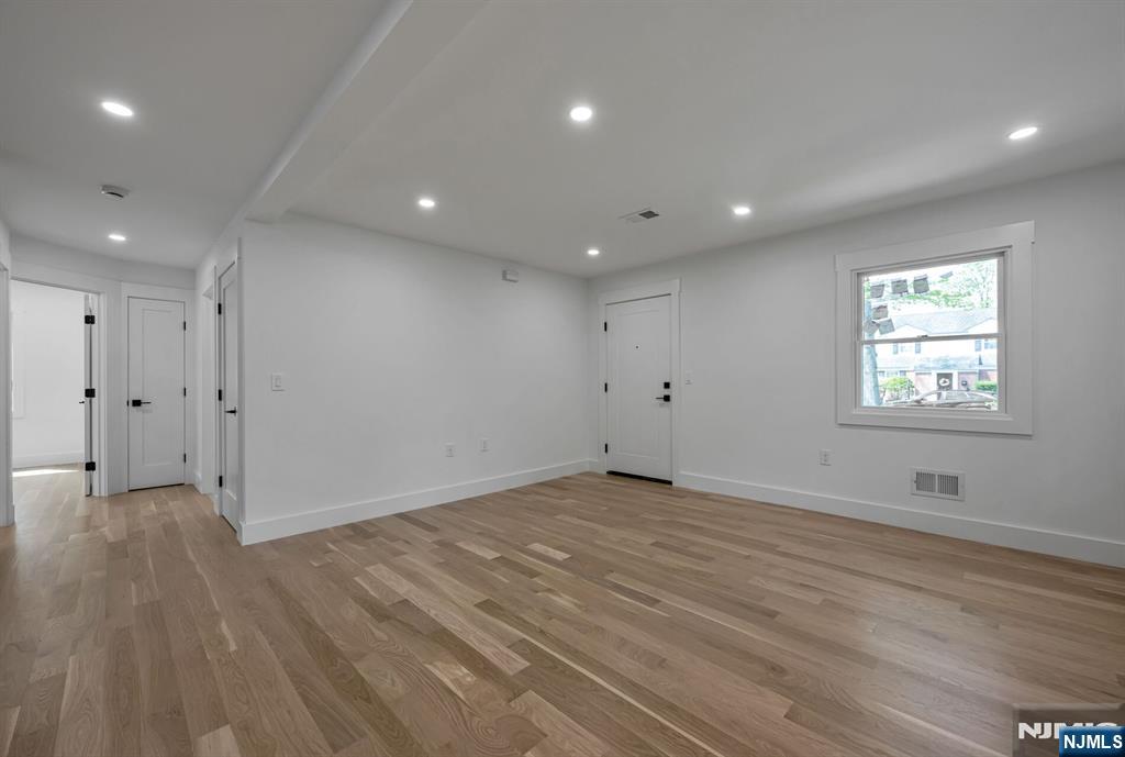 399 Gilbert Street, Unit FIRST Ridgewood, NJ 07450 - Photo 3 of 25