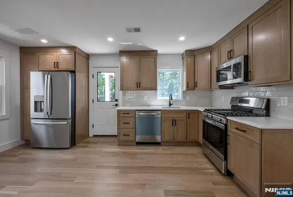 $4,350 | 399 Gilbert Street, Unit FIRST, Ridgewood, NJ 07450