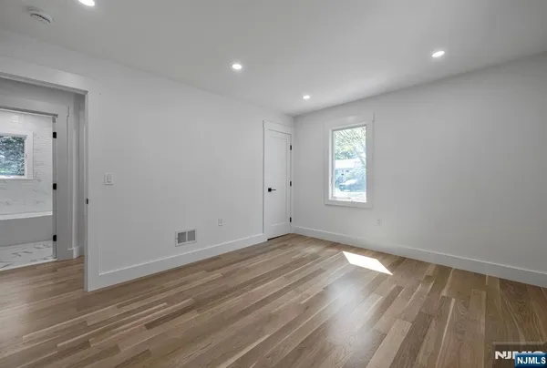 $4,350 | 399 Gilbert Street, Unit FIRST, Ridgewood, NJ 07450