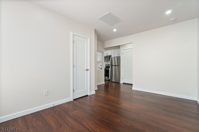 824 George Street, Unit 2 Plainfield, NJ 07062 - Photo 11 of 27