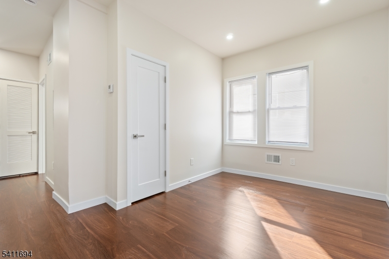 824 George Street, Unit 2 Plainfield, NJ 07062 - Photo 4 of 27