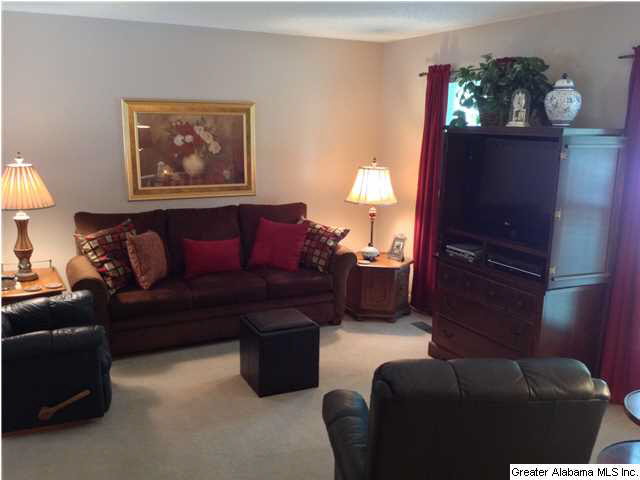 1430 Arrowhead Trail Alabaster, AL 35007 - Photo 3 of 19