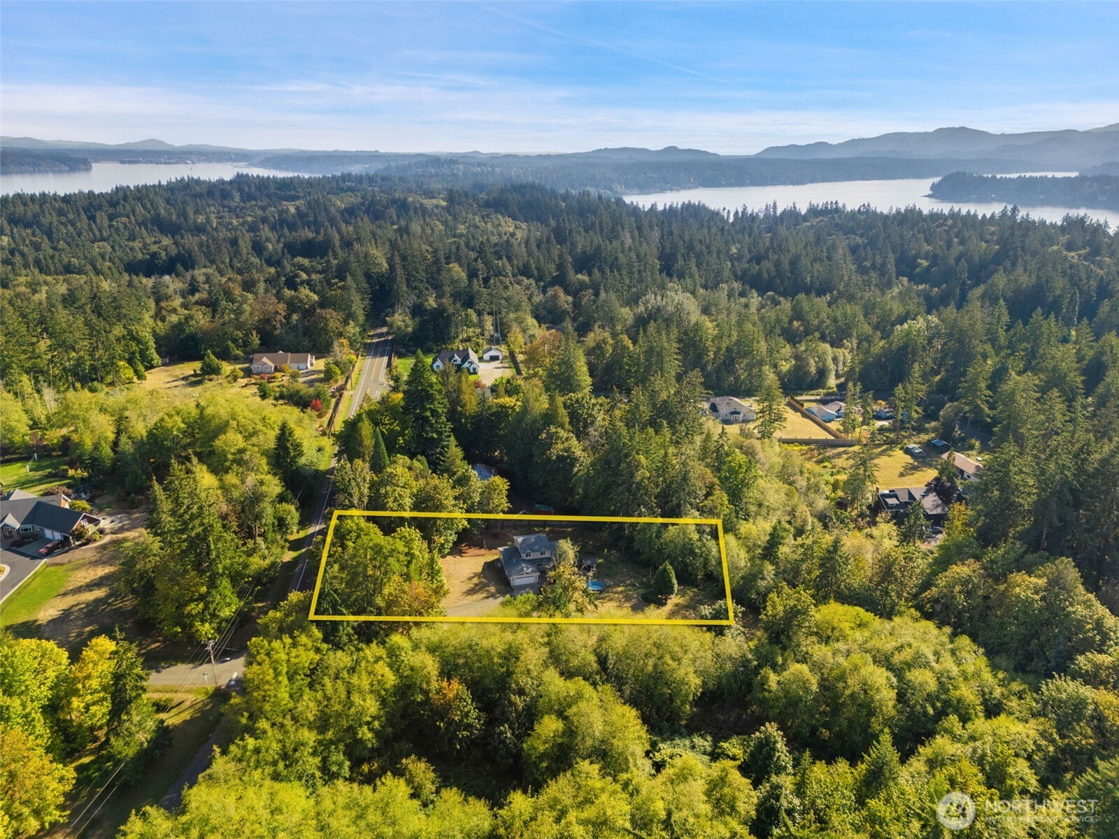 6741 Cooper Point Road Northwest Olympia, WA 98502 - Photo 2 of 40 Gallery Image 2