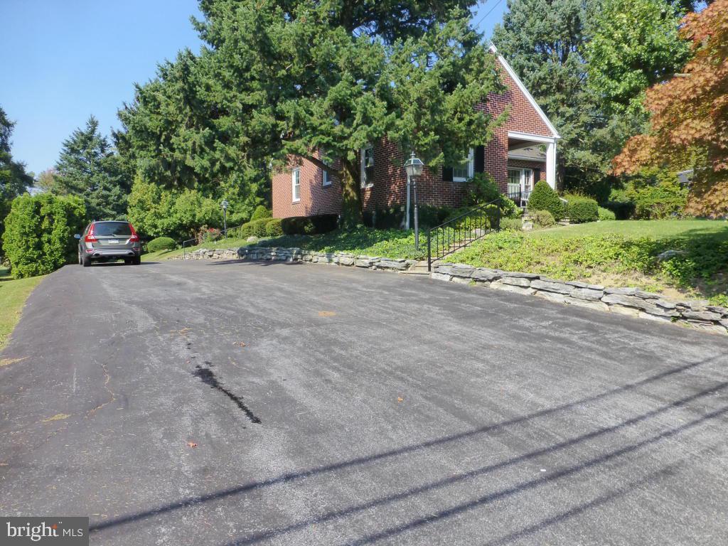 1511 Sandhill Road Lebanon, PA 17046 - Photo 10 of 36 Gallery Image 10