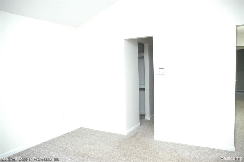 5417 Flushing Road Flushing, MI 48433 - Photo 18 of 63