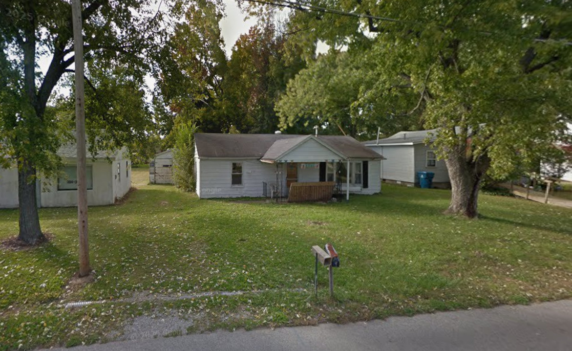 713 Burrell Street Carmi, IL 62821 - Photo 2 of 6
