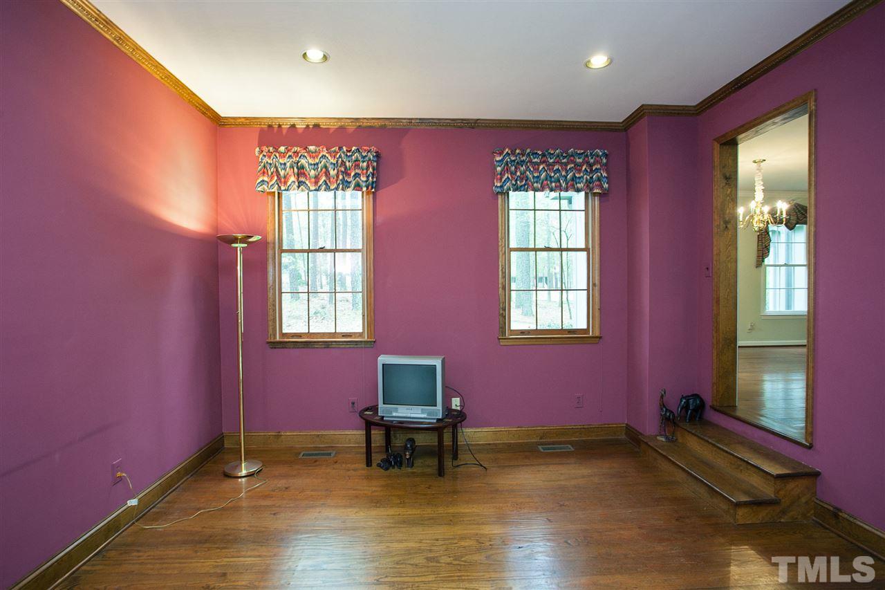 4717 Randolph Court Raleigh, NC 27606 - Photo 16 of 25 Gallery Image 16