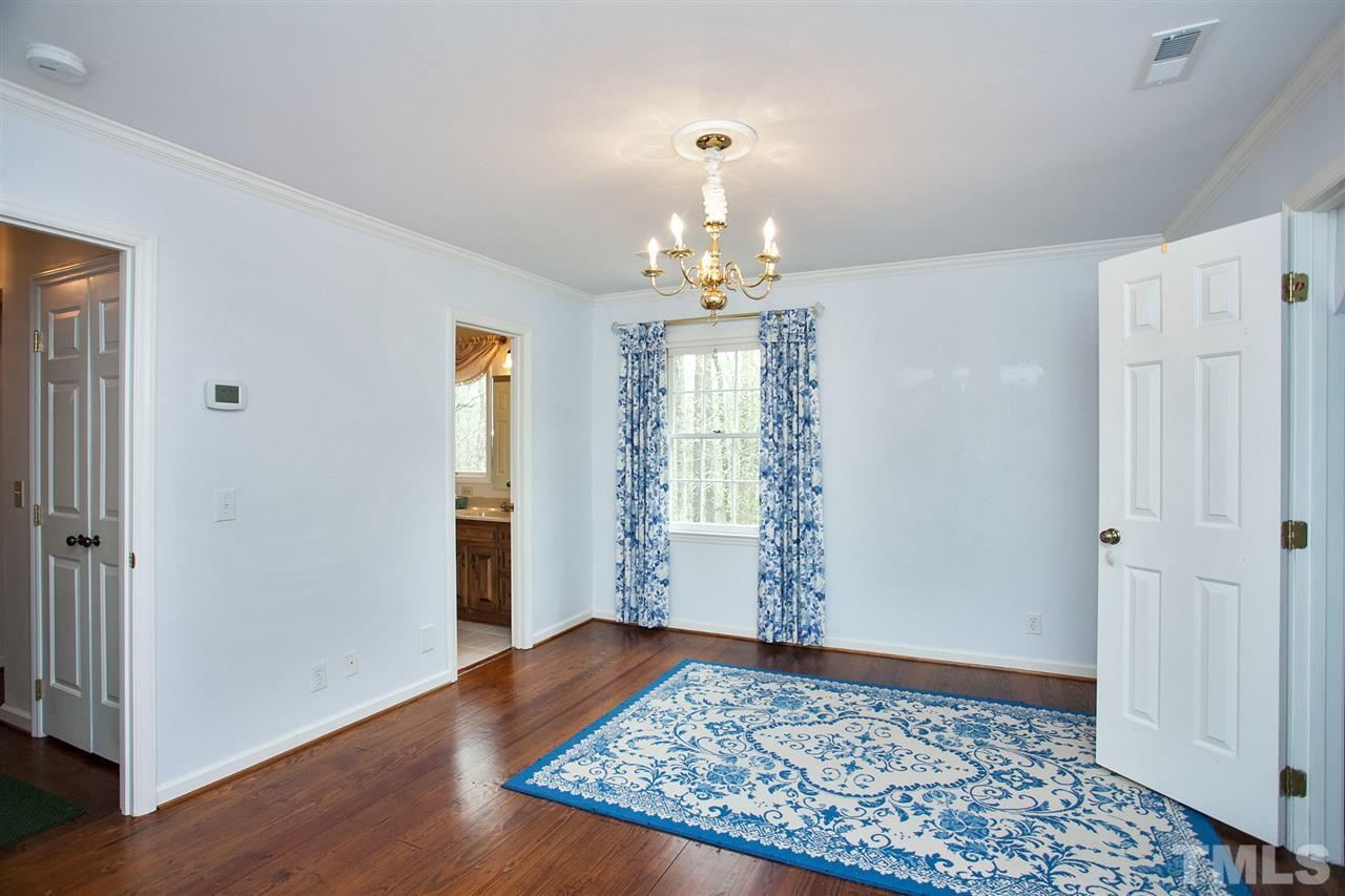 4717 Randolph Court Raleigh, NC 27606 - Photo 23 of 25 Gallery Image 23