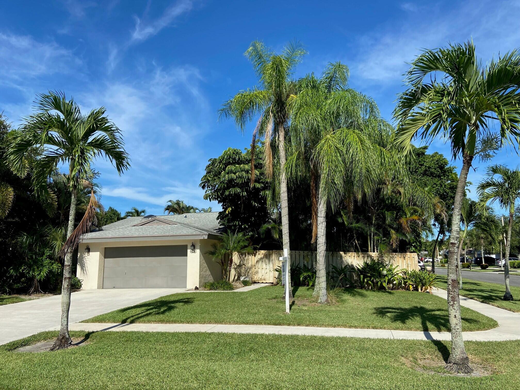 Welcome to 66 Baytree Cir