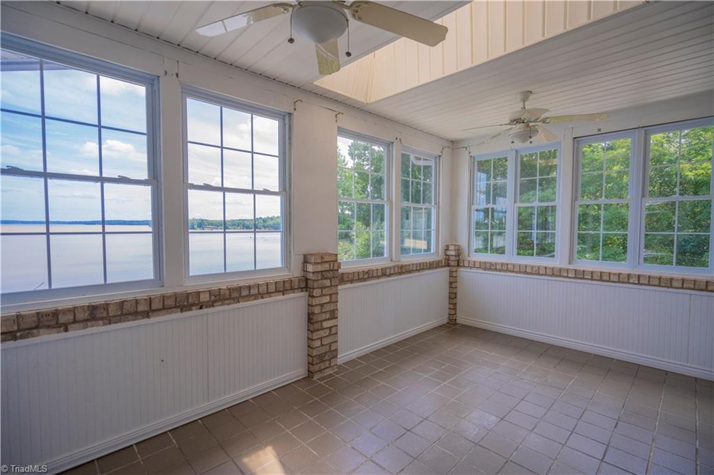 2307 Riverside Drive Lexington, NC 27292 - Photo 23 of 30 Private sunroom off primary bedroom