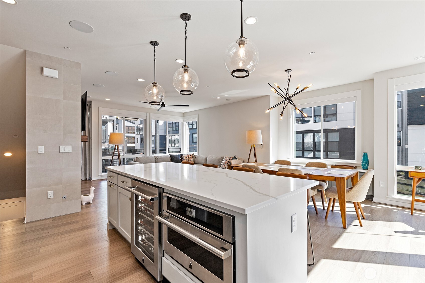 21724 25th Avenue Southeast, Unit A Bothell, WA 98021 - Photo 11 of 38