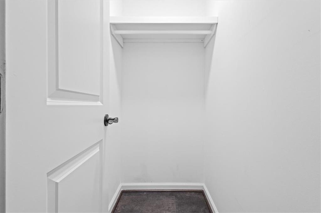 409 Calhoun Avenue Northeast Rome, GA 30161 - Photo 25 of 25 a small space with a window