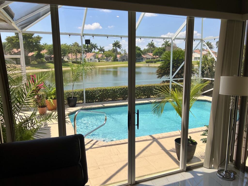 7271 Via Palomar Boca Raton, FL 33433 - Photo 17 of 24 97B4C112-E70C-424B-9481-2B0481920793_1_1
