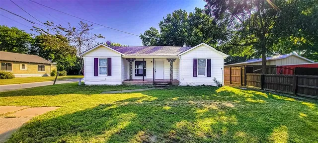 $1,149 | 1103 South Willow Street, Sherman, TX 75090