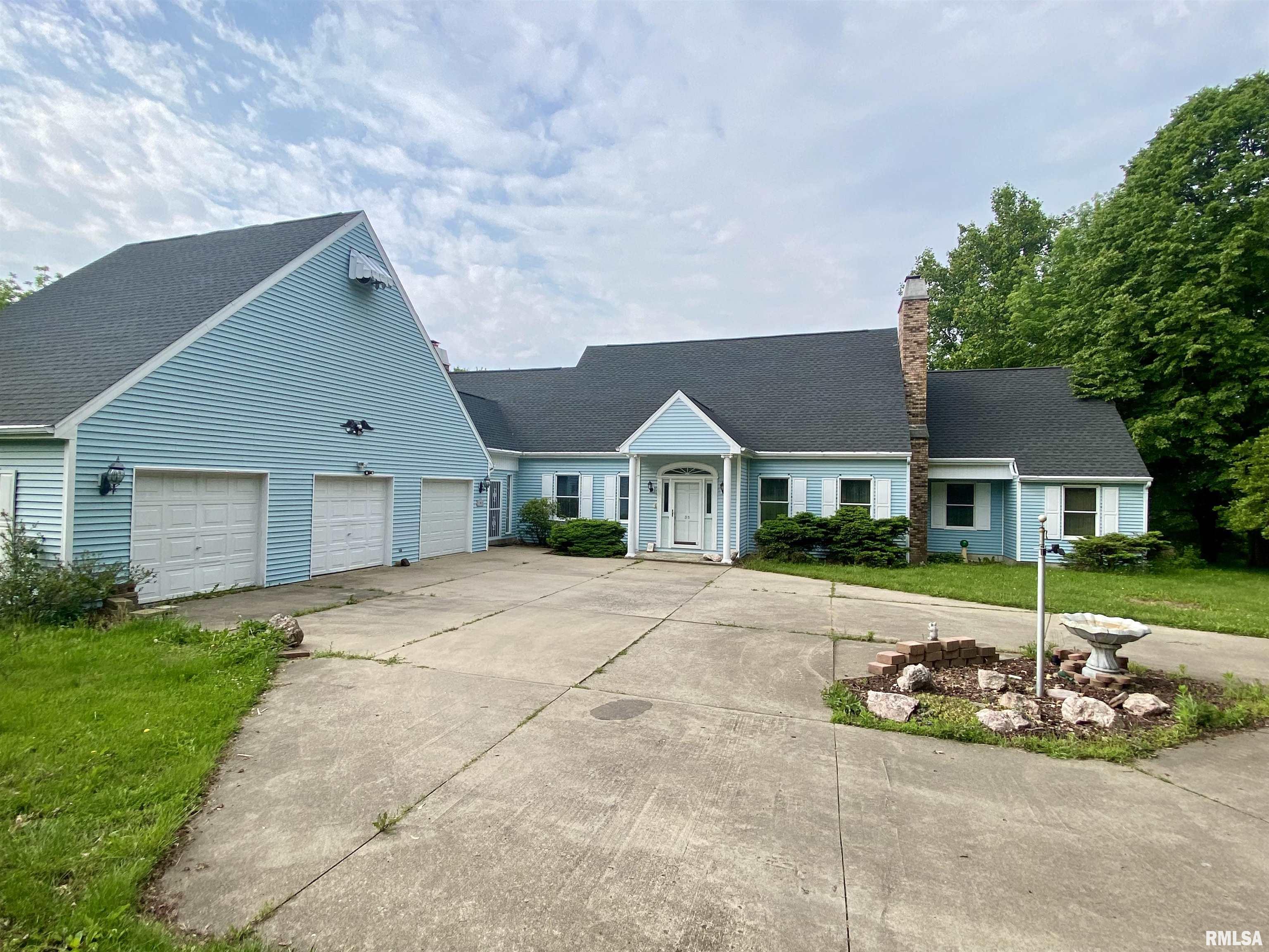 35 Lake Michael Drive Macomb, IL 61455 - Photo 1 of 53