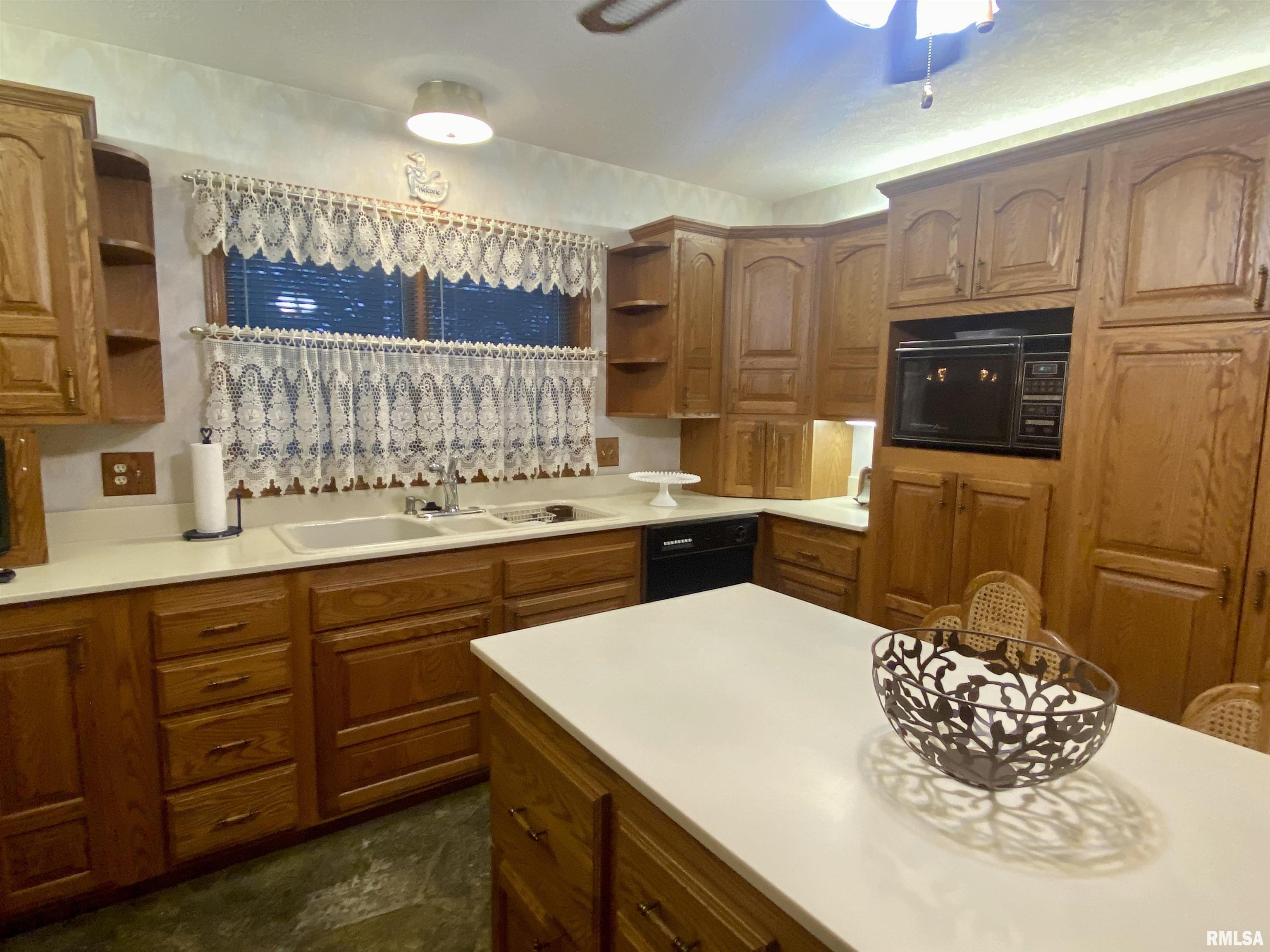 35 Lake Michael Drive Macomb, IL 61455 - Photo 24 of 53