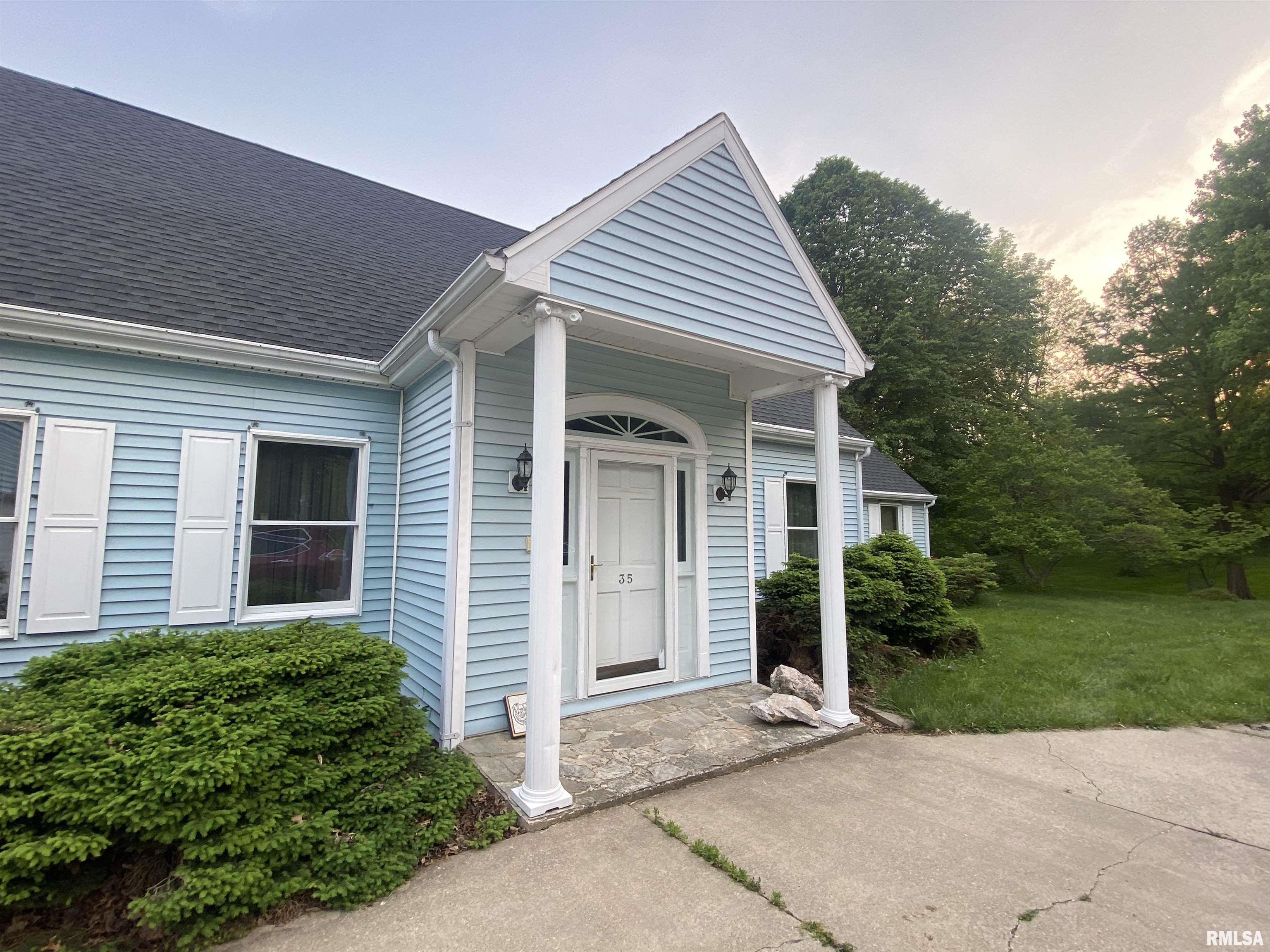 35 Lake Michael Drive Macomb, IL 61455 - Photo 3 of 53