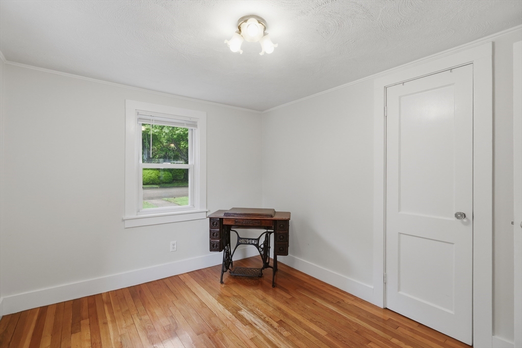 1 Brookhaven Road Worcester, MA 01606 - Photo 23 of 39