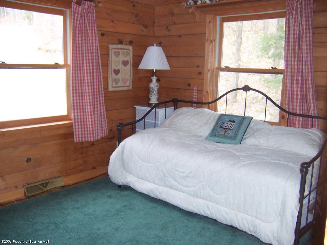 309 Silkmans Road Lake Ariel, PA 18436 - Photo 9 of 20 Gallery Image 9