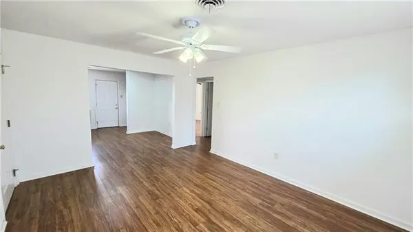 $1,250 | 108 Nu Street, Unit A, Belle Chasse, LA 70037