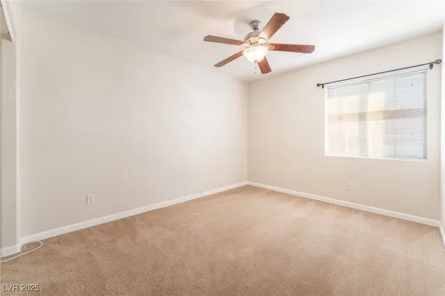 $1,900 | 9412 Plover Falls Avenue, Las Vegas, NV 89149